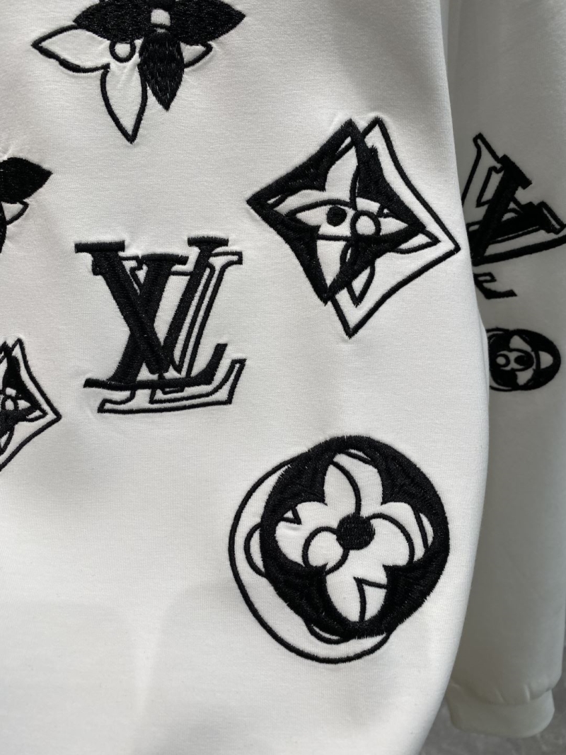 l0vis Vvtt0n t-shirt